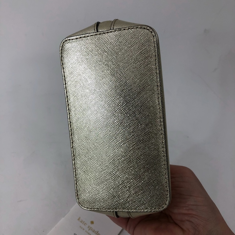 Kate Spade Gold Zipper Cosmetic Bag NWT - Picture 4 of 5